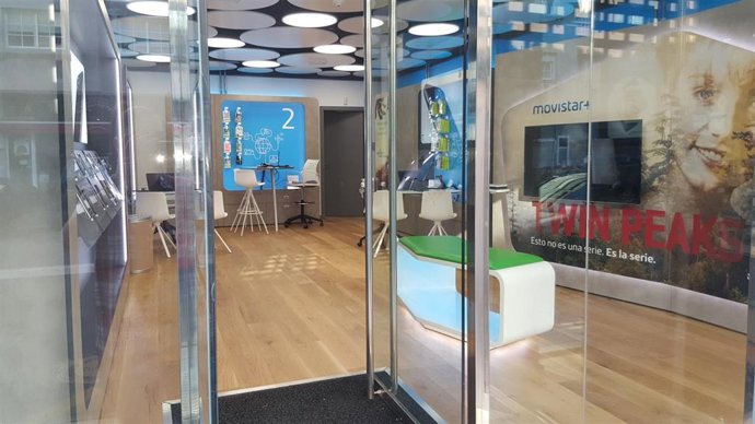 Imagen de archivo de una tienda de CommCenter