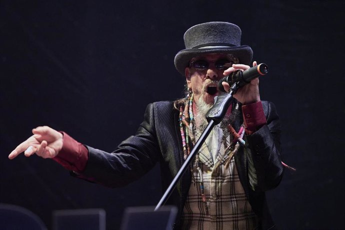 Archivo - Concierto de 'El Drogas' en el Navarra Arena de Pamplona, a 10 de octubre de 2020.