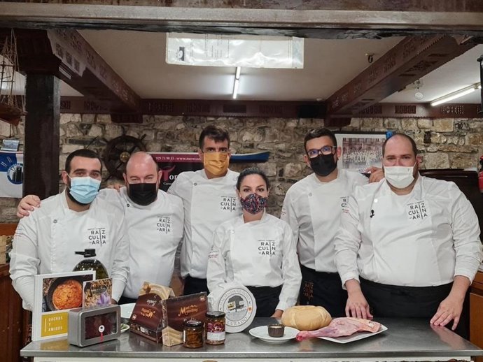 La cocina castellanomanchega cautiva el paladar de las sociedades gastronómicas de San Sebastián de la mano de Raíz Culinaria.