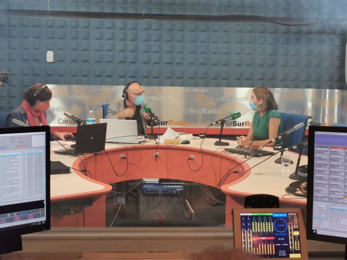 La consejera de Empleo, Rocío Blanco, en una entrevista en Canal Sur Radio