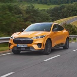 Nuevo SUV deportivo totalmente eléctrico, el Mustang Mach-E de Ford