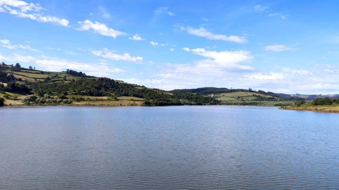 Archivo - Embalse de San Andrés de los Tacones, en Gijón, de ArcelorMittal