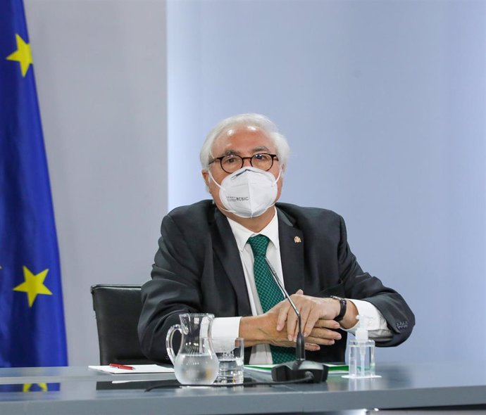 El ministro de Universidades, Manuel Castells, en una rueda de prensa posterior al Consejo de Ministros, este 31 de agosto de 2021, en Madrid