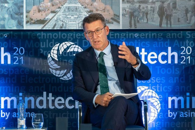 El presidente de la Xunta, Alberto Núñez Feijóo, durante el acto de inauguracion de la feria Mindtech 2021 en Vigo.