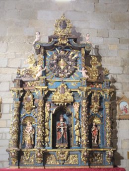 Retablo de San Antonio de Padua de Ceclavín tras su restauración
