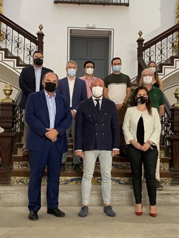 Cámara y Diputación ponen en marcha un servicio de digitalización en once municipios