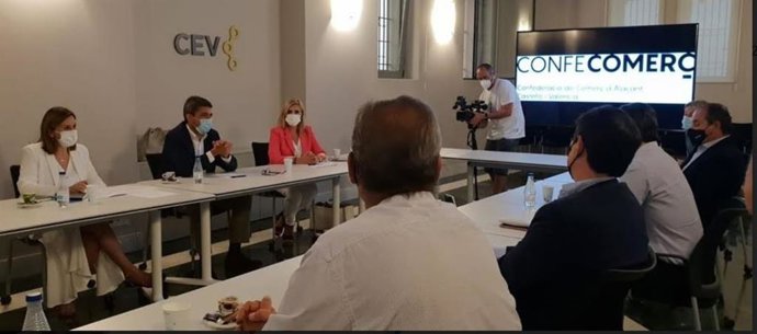 Reunión entre Confecomer y el PPCV