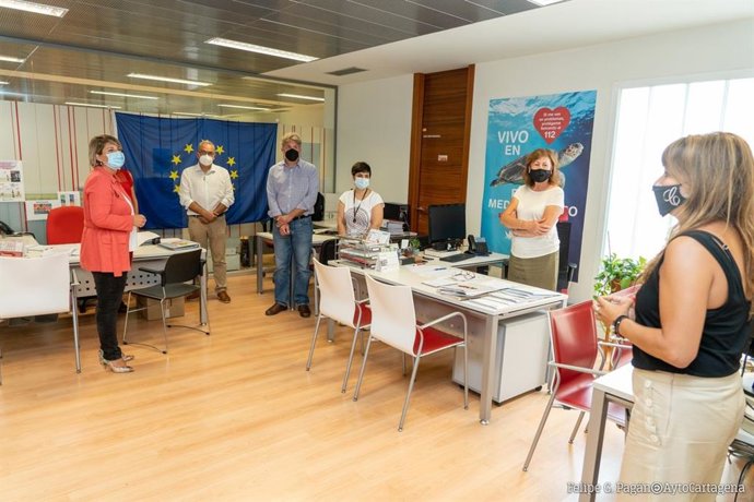 Noelia Arroyo visita la Unidad de Proyectos Europeos