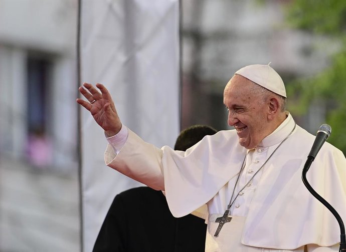 14 September 2021, Slovakia, Ko?ice: Pope Francis holds a meeting with the Roma ethnic community in Slovakia's largest Roma settlement, Lunik IX. Photo: Vondrou? Roman/CTK/dpa