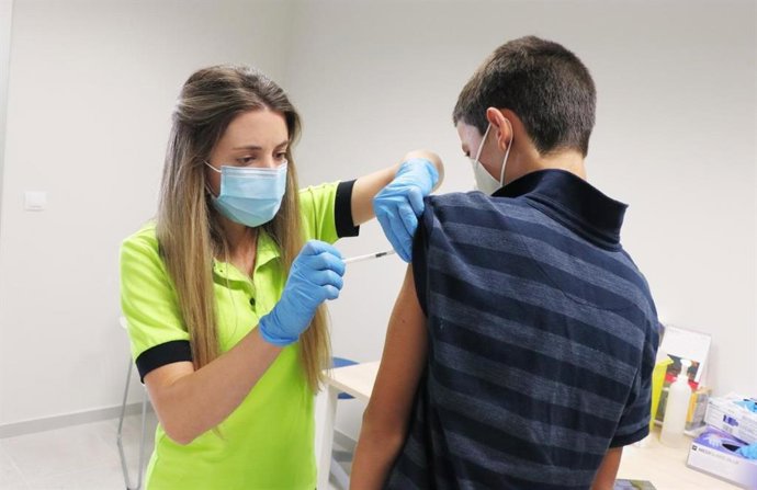 Vacunación contra el COVID-19.