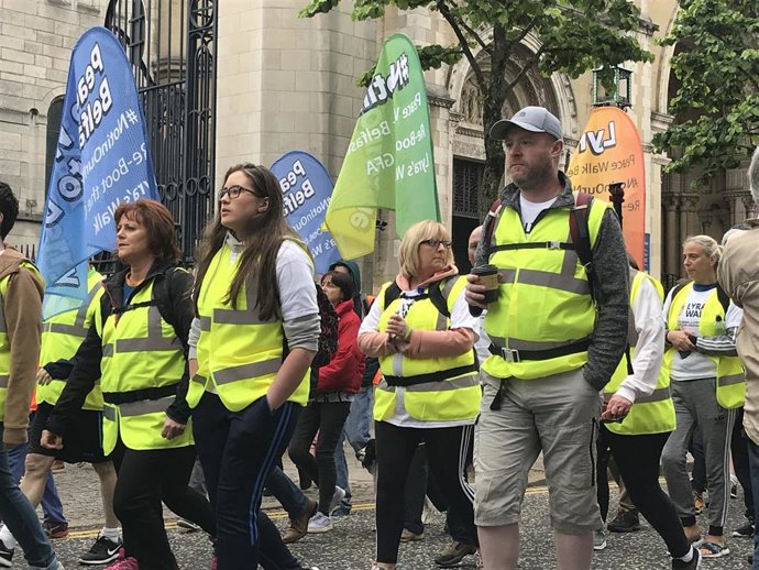 Archivo - Marcha en Belfast por el asesinato de la periodista Lyra McKee.