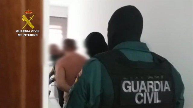 La Guardia Civil desarticula una organización criminal dedicada a cometer robos con fuerza en Canarias