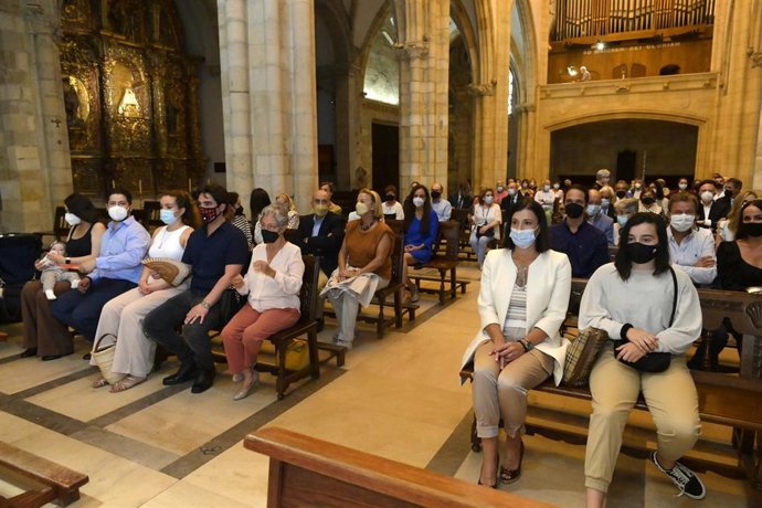 Misa en la catedral de Santander por el primer aniversario de la muerte de Vital Alsar