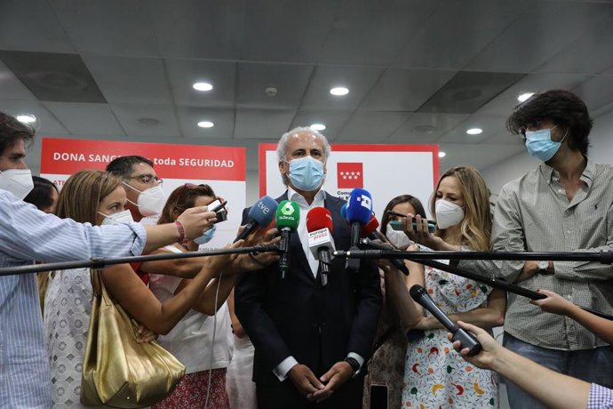 El consejero de Sanidad de la Comunidad de Madrid, Enrique Ruiz Escudero.