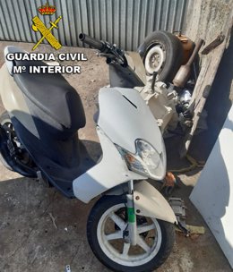 Ciclomotor en el que huyó la persona investigada