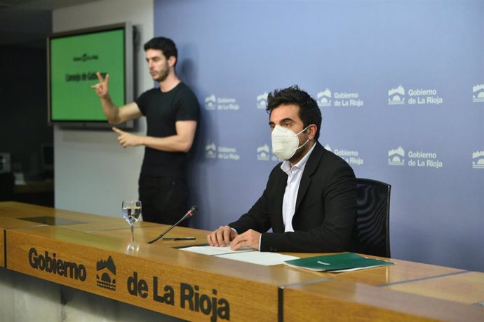 El portavoz del Gobierno de La Rioja, Álex Dorado