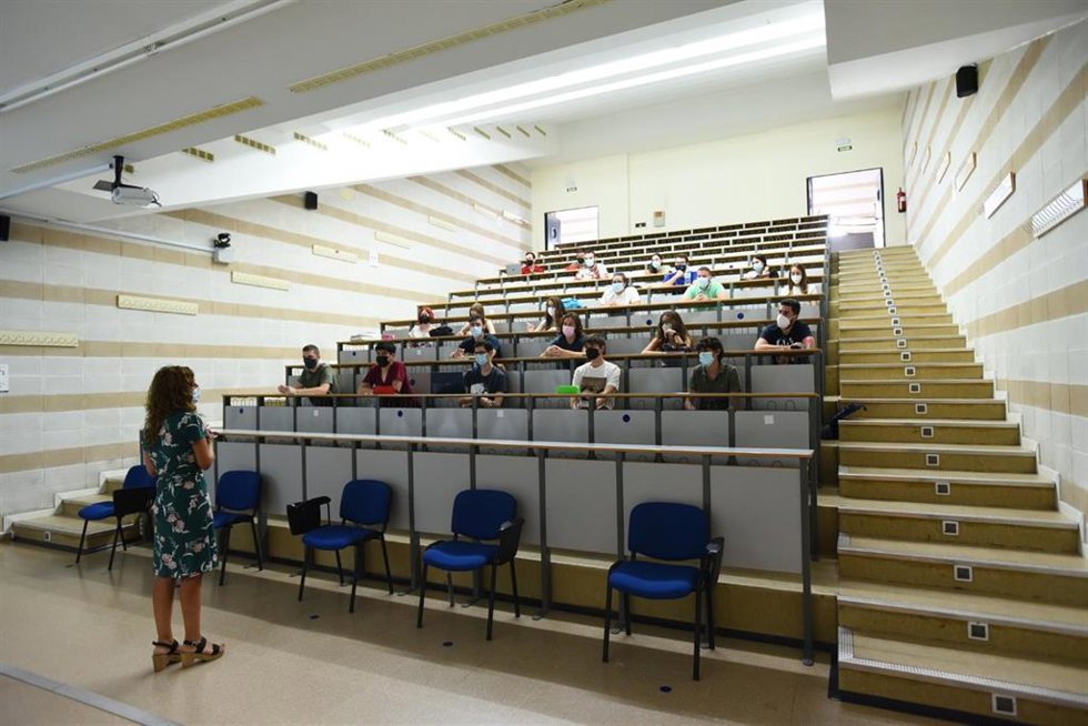 Alumnos de la UCO en una clase en el inicio del curso.