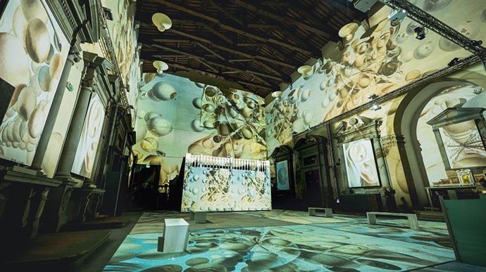 Archivo - La exposición Inside Dalí en la Cattedrale dellImmagine de Florencia (Italia)
