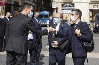 Vilagrà y Torrent reciben a Díaz, Bolaños e Iceta a las puertas del Palau de la Generalitat