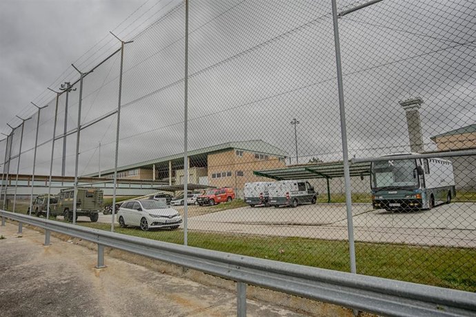 Archivo - Prisión de Soto del Real donde los efectivos de la UME se han desplegado para desinfectar las instalaciones y evitar así la expansión del coronavirus, en Soto del Real, Madrid (España), a 20 de marzo de 2020.