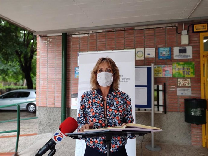La delegada territorial de Educación y Deporte en Córdoba, Inmaculada Troncoso.