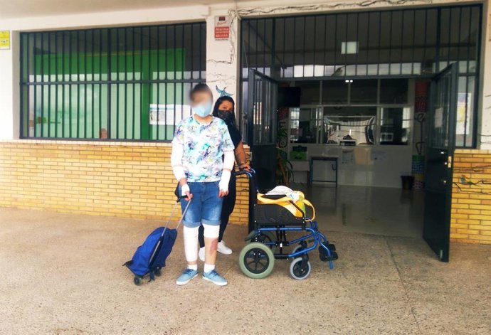 El menor, a las puertas del instituto