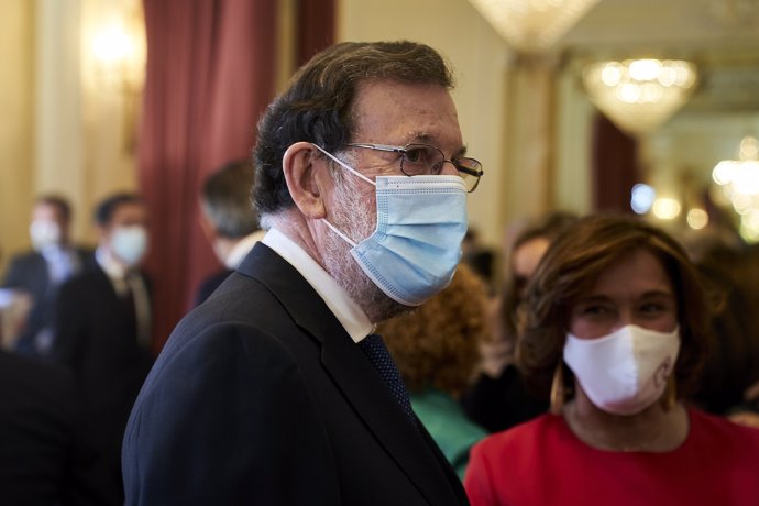 El expresidente del Gobierno de España, Mariano Rajoy durante el acto de clausura de la XI Edición de los Premios Gumersindo Azcárate, a 26 de mayo de 2021, en Madrid (España).