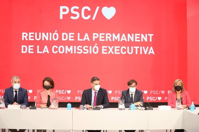 Reunión extraordinaria de la Permanente del PSC con el presidente del Gobierno, Pedro Sánchez.