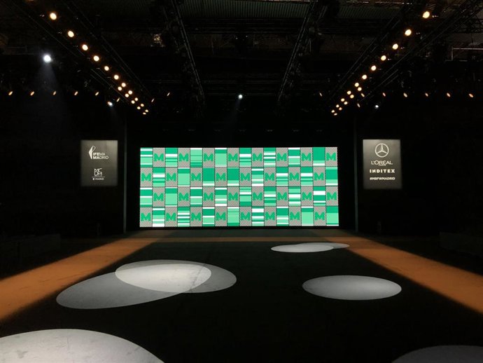 MBFWMadrid contará con una pantalla de 40m 2 para complementar los desfiles