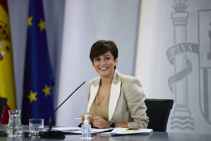 Arxiu - La ministra de Política Territorial i portaveu del Govern central, Isabel Rodríguez