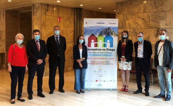 La consejera de Derechos Sociales y Bienestar, Melania Álvarez, presenta en Oviedo los terceros encuentros estatales de espacios colaborativos.