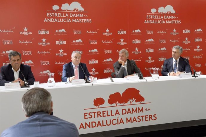 El secretario general para el Turismo de la Junta de Andalucía, Manuel Muñoz, presenta la VII edición del torneo de golf Estrella Damn N.A. Andalucía Masters