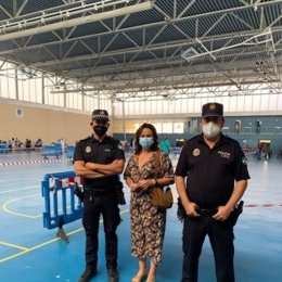 Dos de los agentes que participaron en la actuación