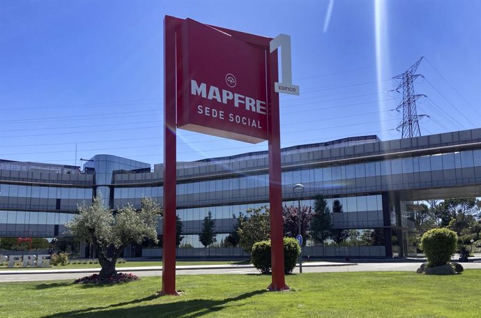 Archivo - Sede de la aseguradora Mapfre en Majadahonda, a 17 de mayo de 2021, en Madrid (España).