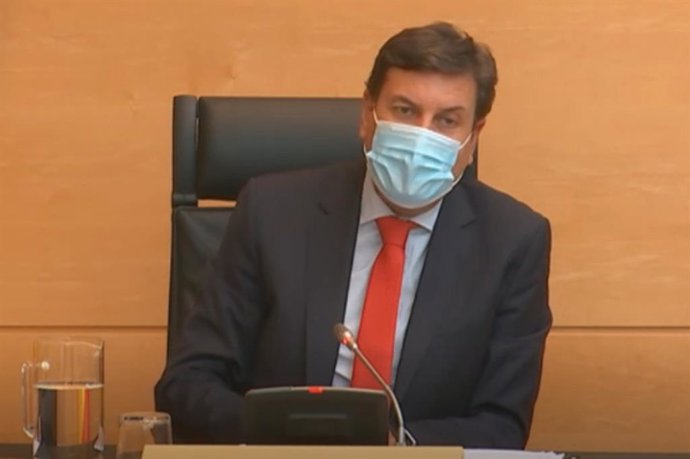 Fernández Carriedo en la comisión de Economía y Hacienda de las Cortes.