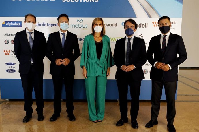 Foto de grupo de los ponentes en la jornada