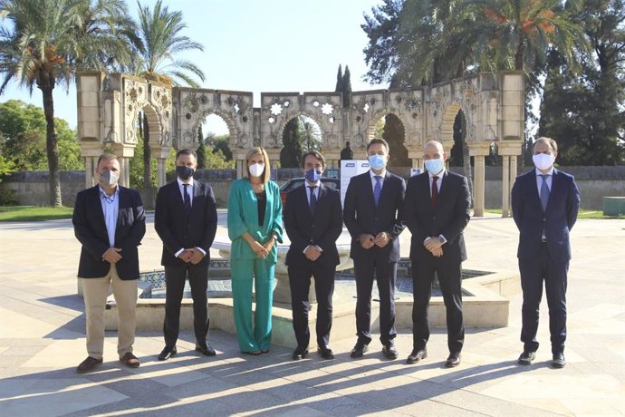 Foto de grupo de la jornada del Cogitise