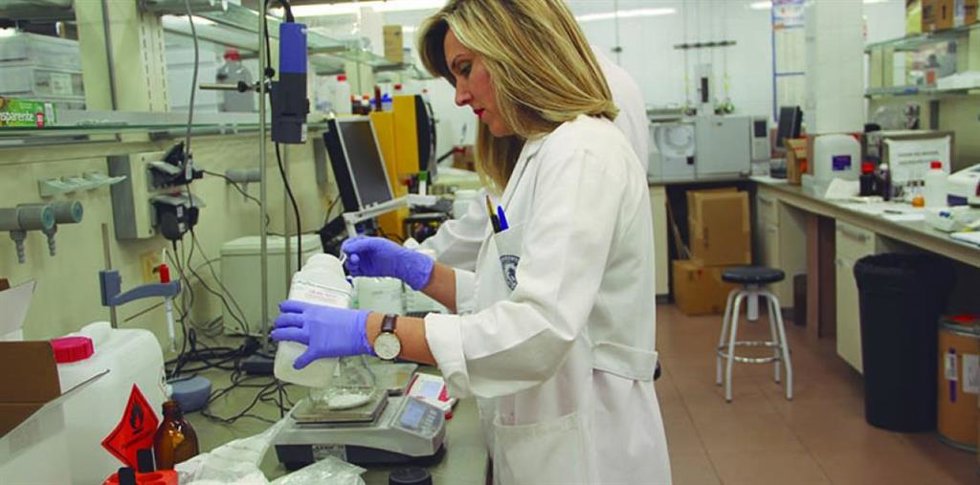 Investigación del Grupo Reconocimiento y Encapsulación Molecular (REM) de la UCAM (foto de archivo)