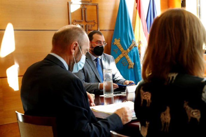 Reunión del Consejo de Oviedo.