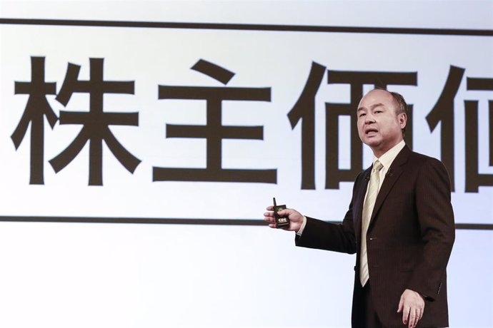 Archivo - 12 February 2020, Japan, Tokyo: Japan's SoftBank Group Corp Chief Executive Masayoshi Son speaks during a press conference to announce the company's third quarter (April - December, 2019) of the fiscal year ending 31 March 2020. Photo: Rodrigo