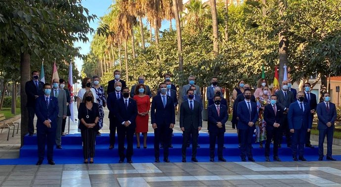 Foto de Familia de la reunión de la FEMP en Almería.