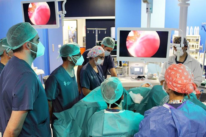 Archivo - Instante de una intervención en imagen de archivo