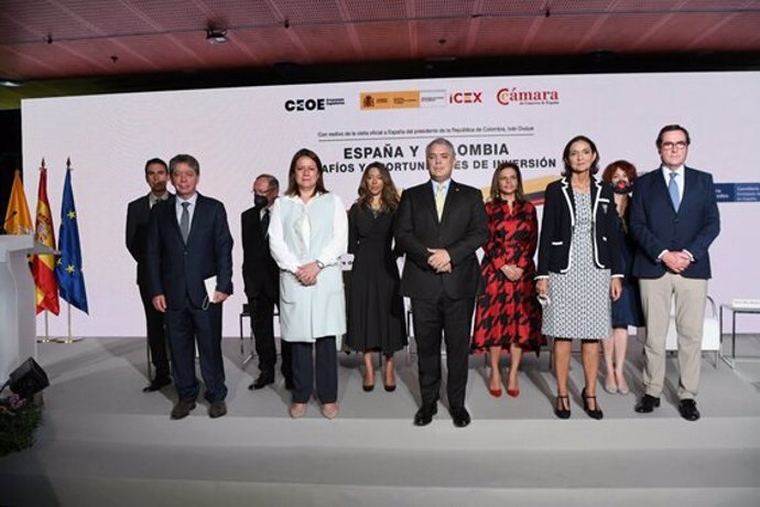 Participantes en el encuentro 'España y Colombia: Desafíos y Oportunidades de Inversión'.