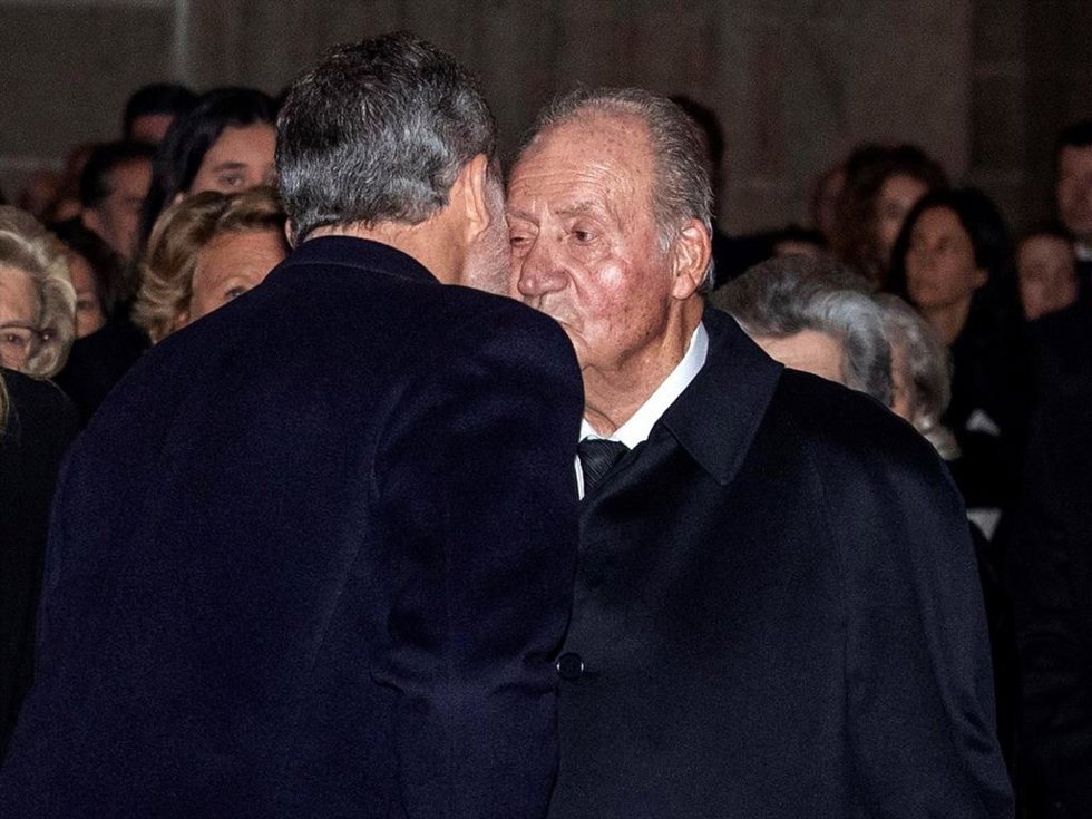 Archivo - Los Reyes Felipe y Juan Carlos, en una imagen de archivo