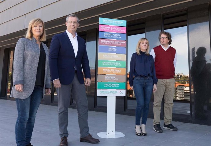 Archivo - Maria Eugenia Arrizabalaga(izquierda) , Markel Olano, Eider Mendoza y Xabier Ezeizabarrena