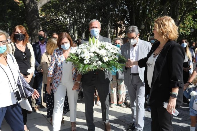 Azcón (PP) insiste en respetar la dignidad de las víctimas del terrorismo y muestra su desprecio al "monstruo" de Parot.
