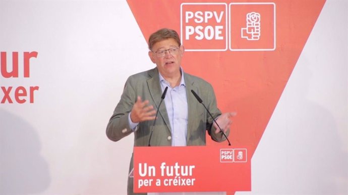 El presidente de la Generalitat, Ximo Puig, durante el acto de debate de las enmiendas que los socialistas valencianos presentarán al 40 Congreso del PSOE