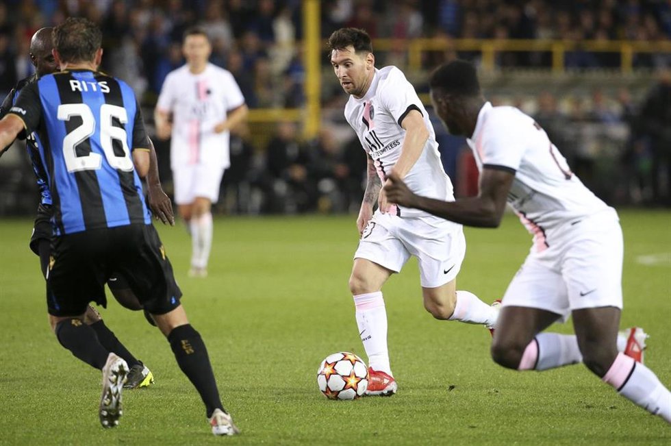 Lionel Messi en un partido con el PSG