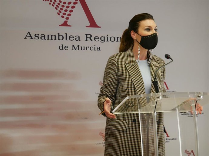 La diputada regional del PP e impulsora de esta iniciativa, Mari Carmen Ruiz Jódar
