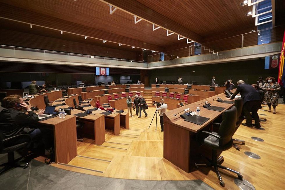 Archivo - Mesa y Junta de Portavoces en el Parlamento de Navarra